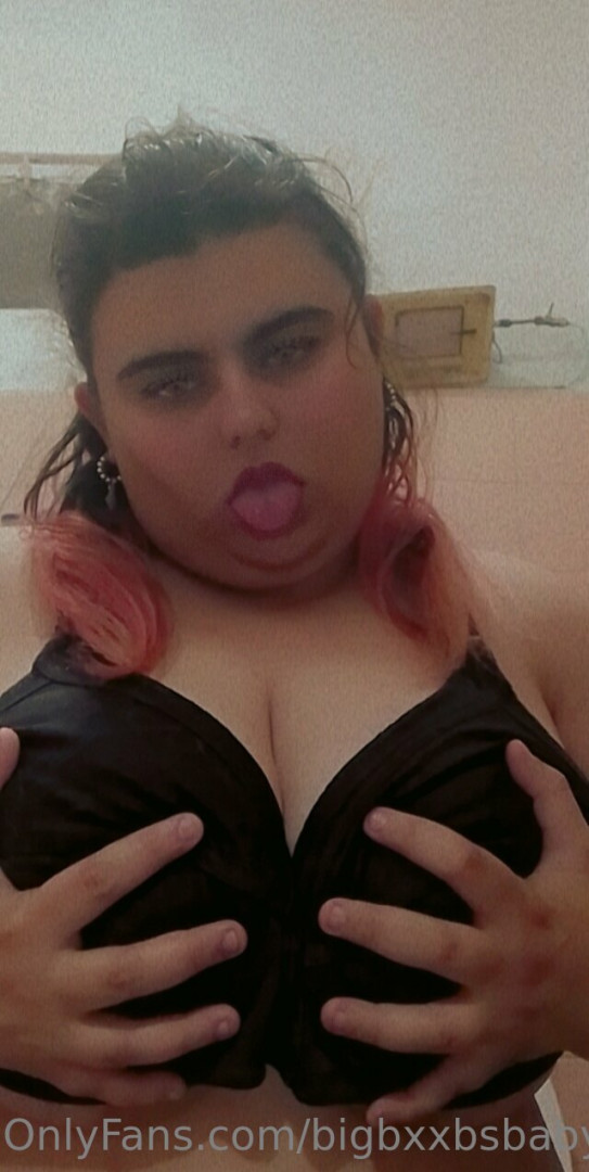 Photo by bigbxxbsbaby published on December 10,2023 21:48:21 - BestThots