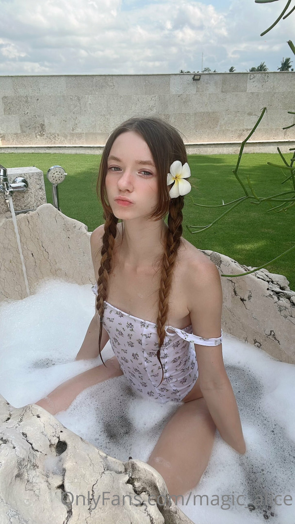 Photo by magic_alice published on July 7,2023 22:09:27 - BestThots