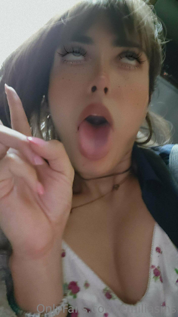 Photo by emiliasins published on October 15,2023 10:59:07 - BestThots