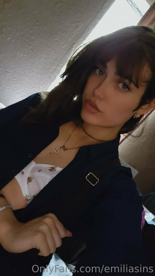 Photo by emiliasins published on October 15,2023 11:04:03 - BestThots