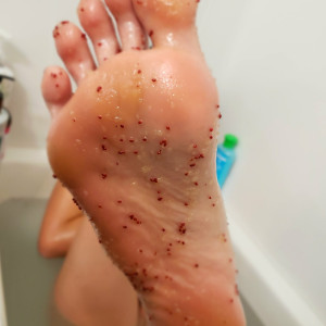 lilmisslongtoes7410 #1083146