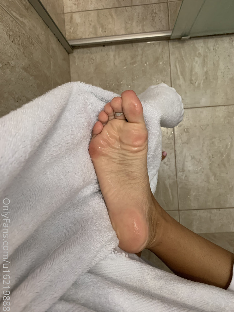 Photo by thatafeet published on August 11,2023 21:37:58 - BestThots
