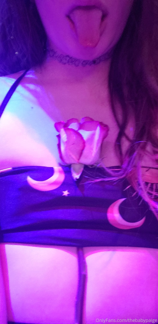 Photo by thebabypaige published on October 16,2023 04:00:35 - BestThots