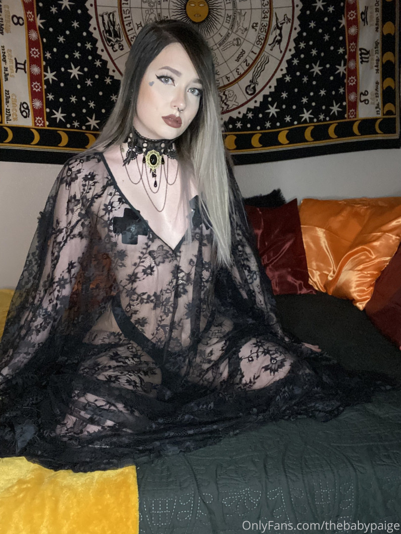 Photo by thebabypaige published on October 16,2023 06:40:58 - BestThots