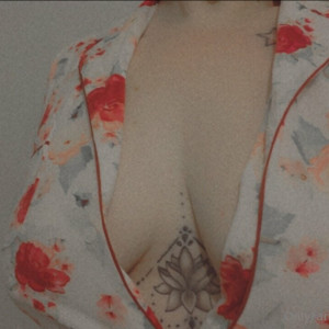 curvyweirdgirl #2823380