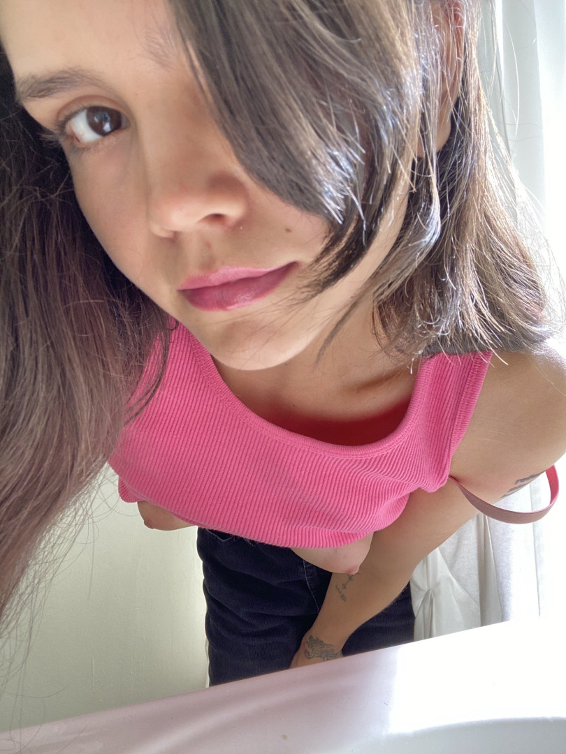 Photo by chloenoa published on July 15,2023 21:49:20 - BestThots