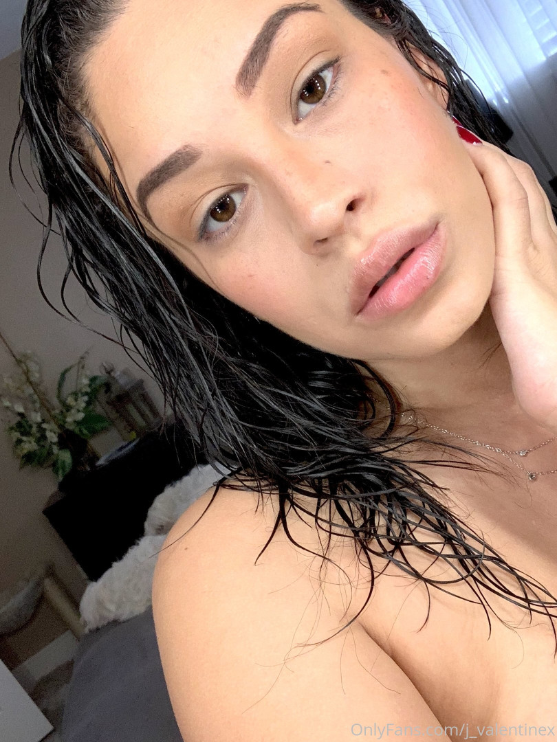 Photo by j_valentinex published on October 12,2023 00:16:24 - BestThots