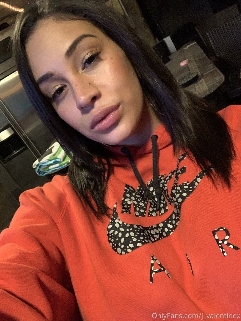 Photo by j_valentinex published on October 12,2023 00:44:22 - BestThots