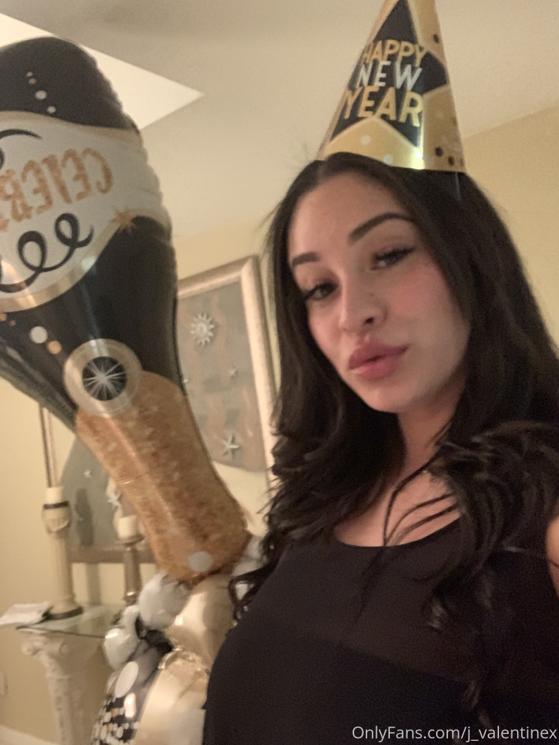 Photo by j_valentinex published on October 12,2023 03:18:32 - BestThots