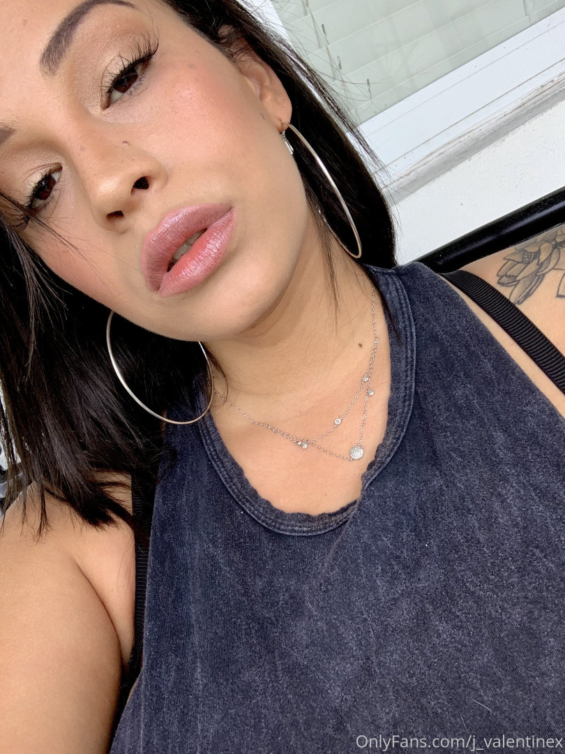 Photo by j_valentinex published on October 12,2023 06:18:50 - BestThots