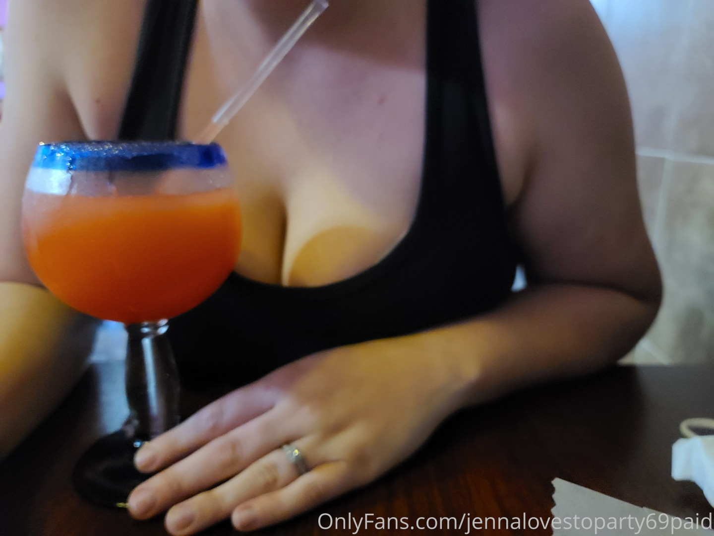 Photo by sarahyournaughtygirl69pd published on May 18,2023 09:54:29 - BestThots
