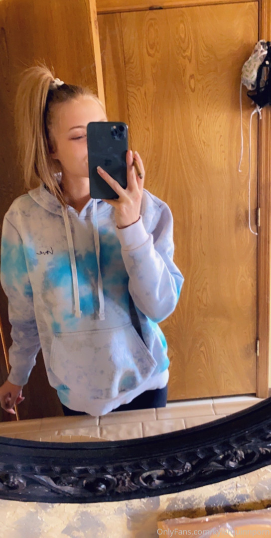 Photo by kylerquinnporn published on August 29,2023 15:36:28 - BestThots