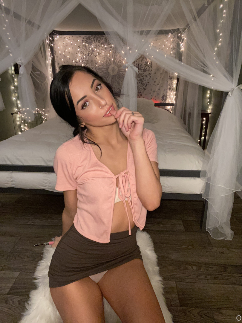 Photo by onlykarli published on August 18,2023 08:45:33 - BestThots