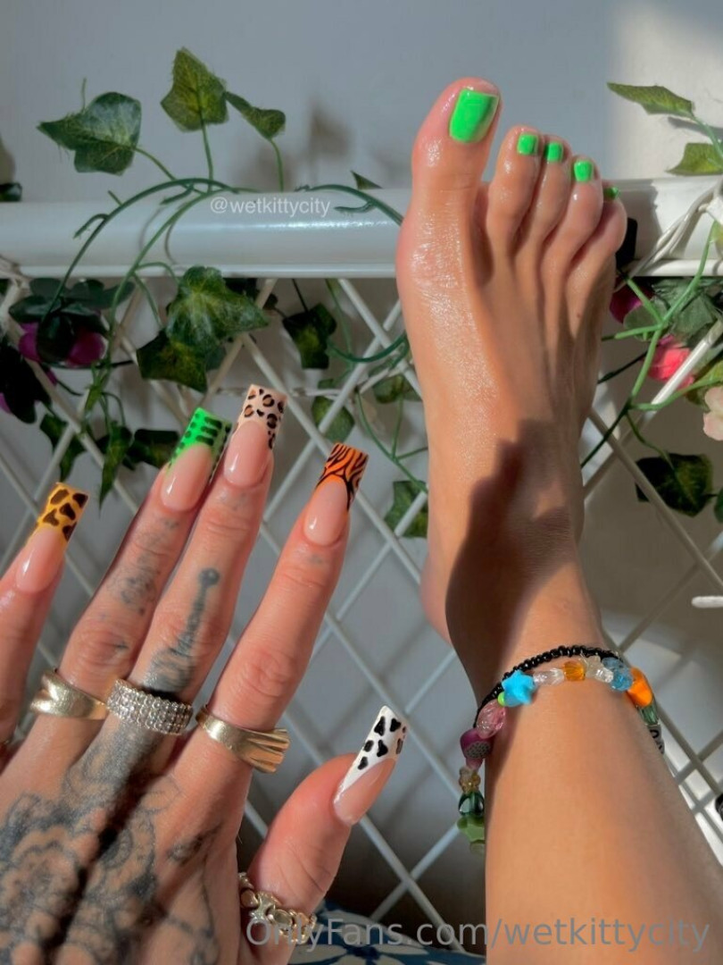 Photo by wetkittycity published on June 22,2023 11:53:42 - BestThots
