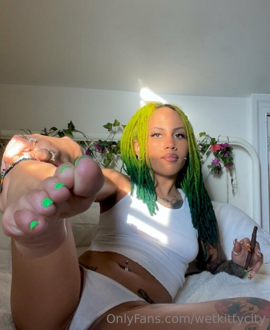 Photo by wetkittycity published on June 22,2023 11:54:01 - BestThots