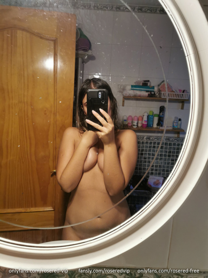 Photo by roseredfans published on November 5,2023 11:58:08 - BestThots