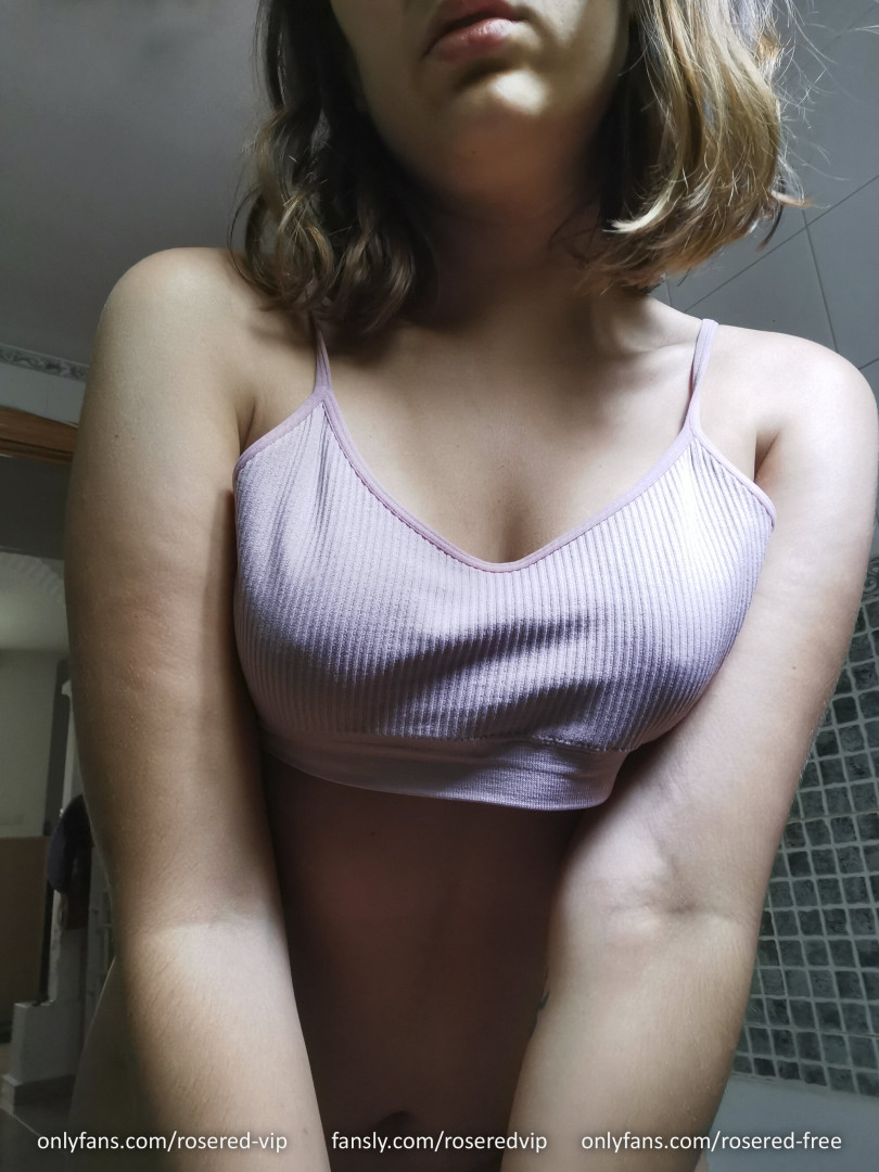 Photo by roseredfans published on November 5,2023 11:58:10 - BestThots