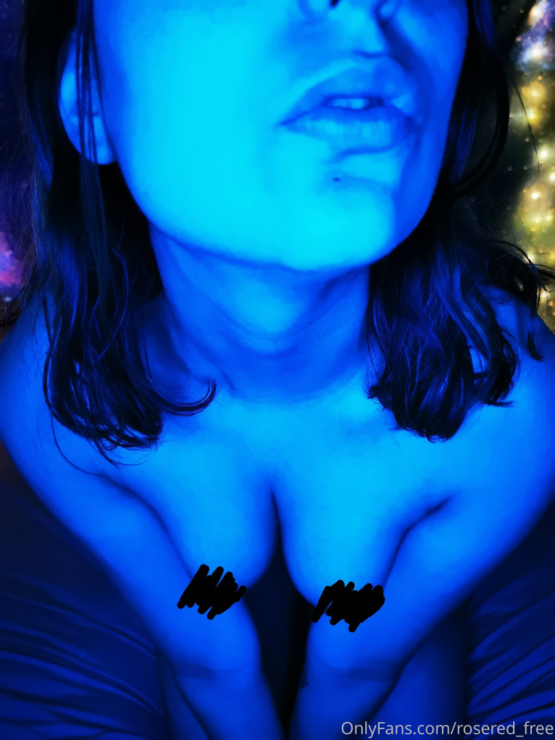 Photo by roseredfans published on November 5,2023 11:58:13 - BestThots