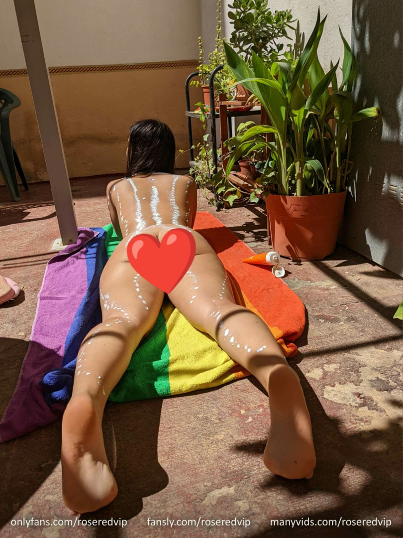 Photo by roseredfans published on November 5,2023 11:59:29 - BestThots