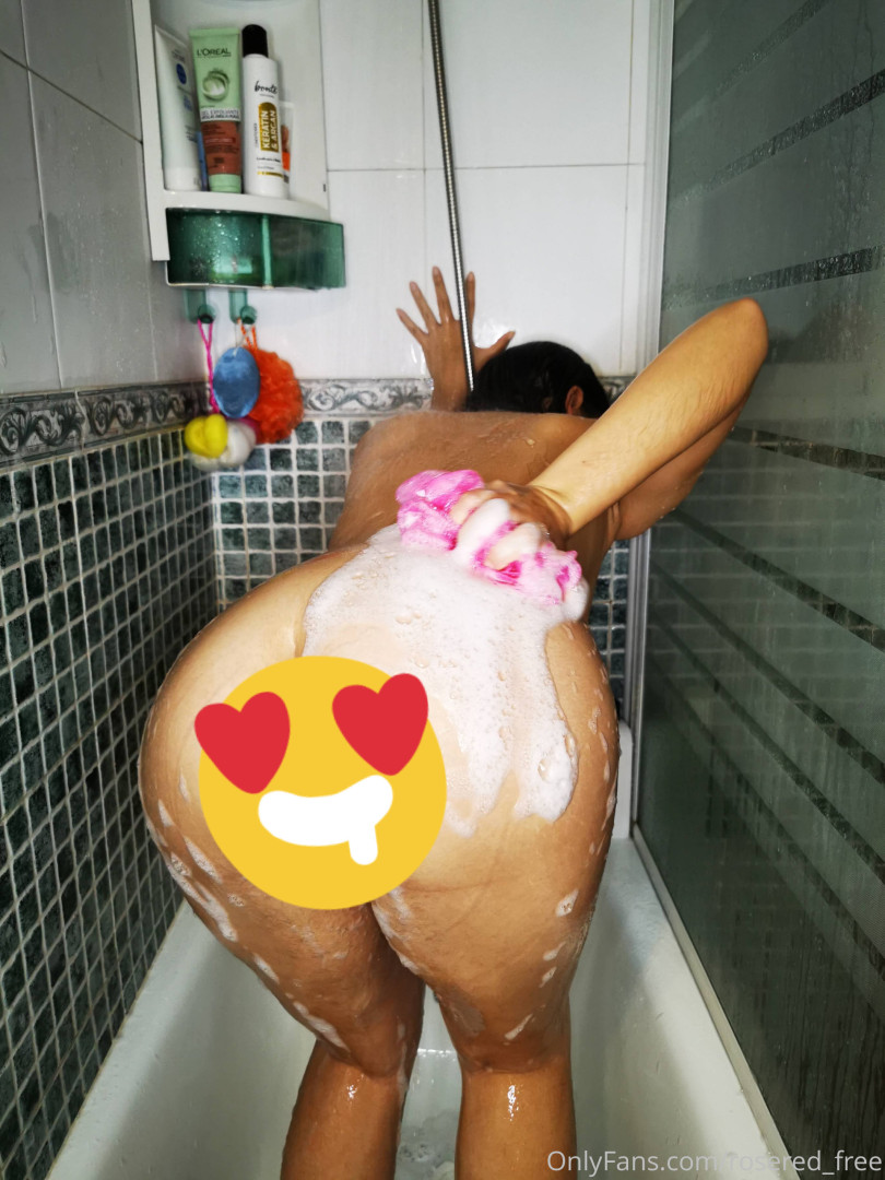 Photo by roseredfans published on November 5,2023 11:59:39 - BestThots