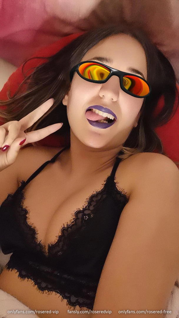 Photo by roseredfans published on November 5,2023 12:01:27 - BestThots