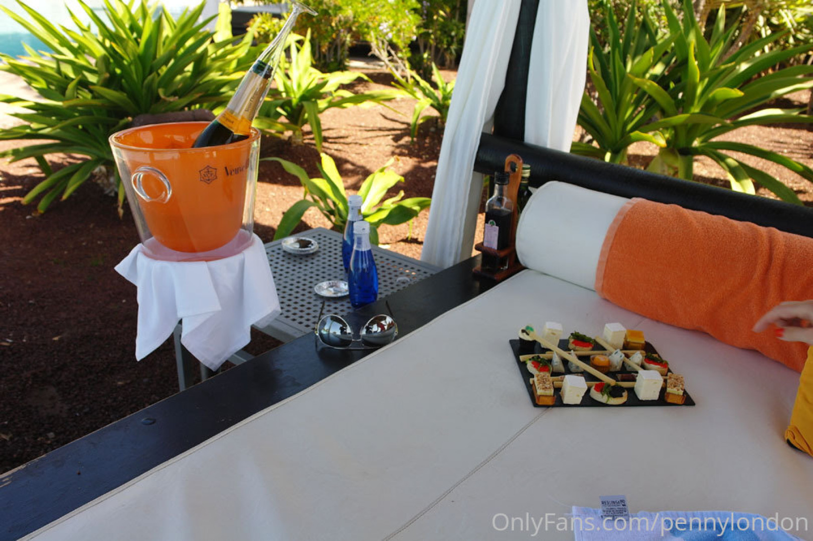 Photo by pennylondon published on October 16,2023 18:04:29 - BestThots