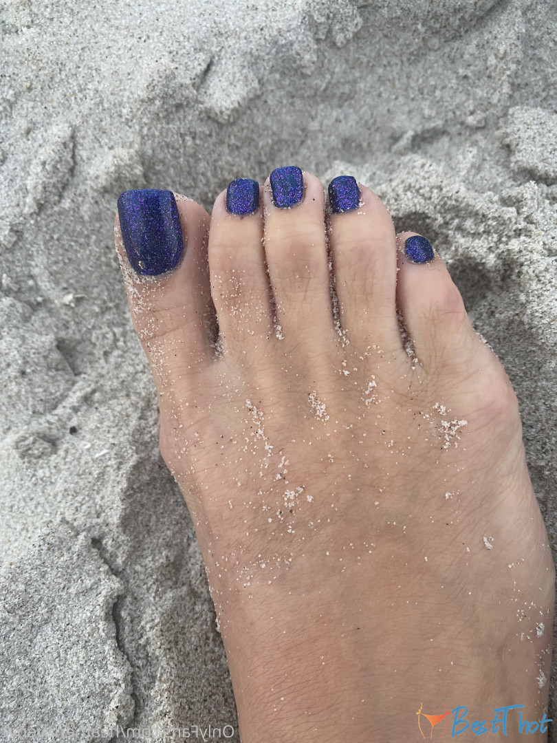 Photo by heatherlovenyc published on December 24,2024 06:11:25 - BestThots