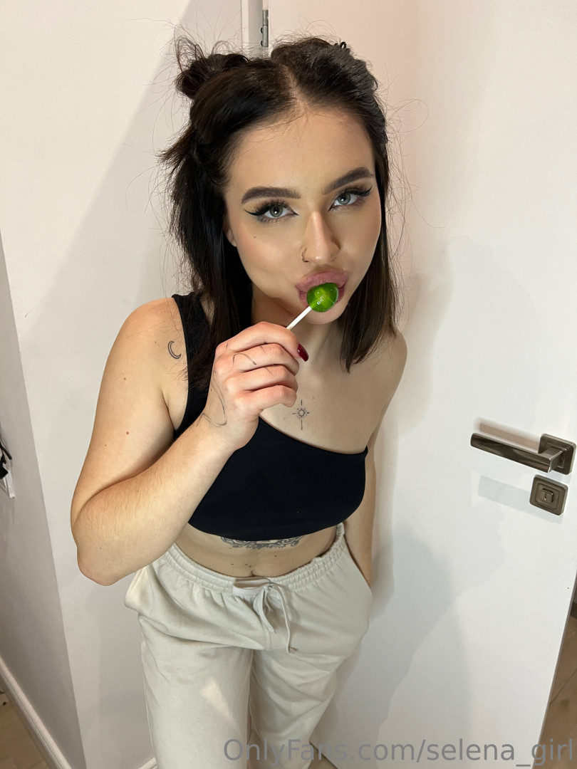 Photo by selena_girl published on October 16,2023 02:48:56 - BestThots