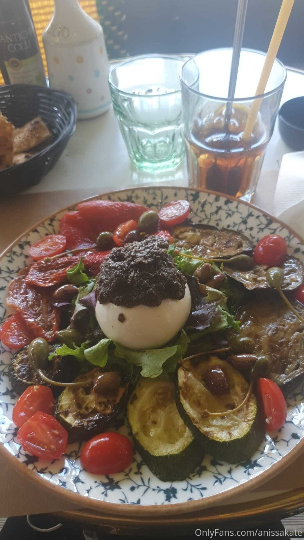 Photo by anissa_kate published on June 11,2023 13:25:27 - BestThots