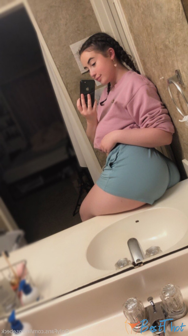 Photo by imrosebeck published on December 13,2024 09:02:10 - BestThots