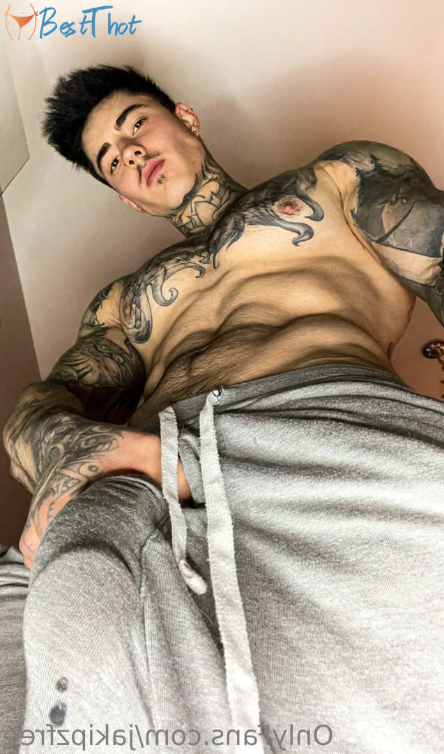 Photo by jakipzfree published on December 12,2024 09:40:47 - BestThots
