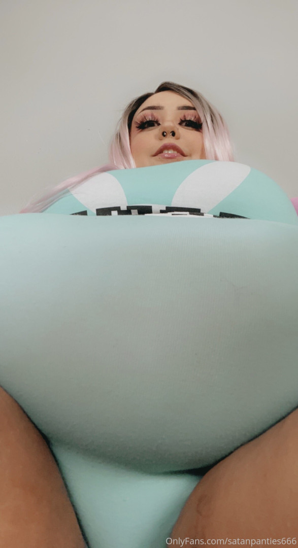 Photo by satanpanties666 published on August 2,2023 19:30:00 - BestThots