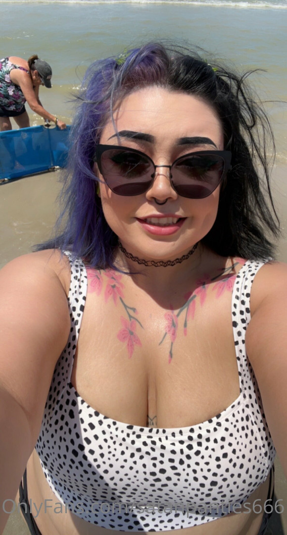 Photo by satanpanties666 published on August 2,2023 21:20:23 - BestThots