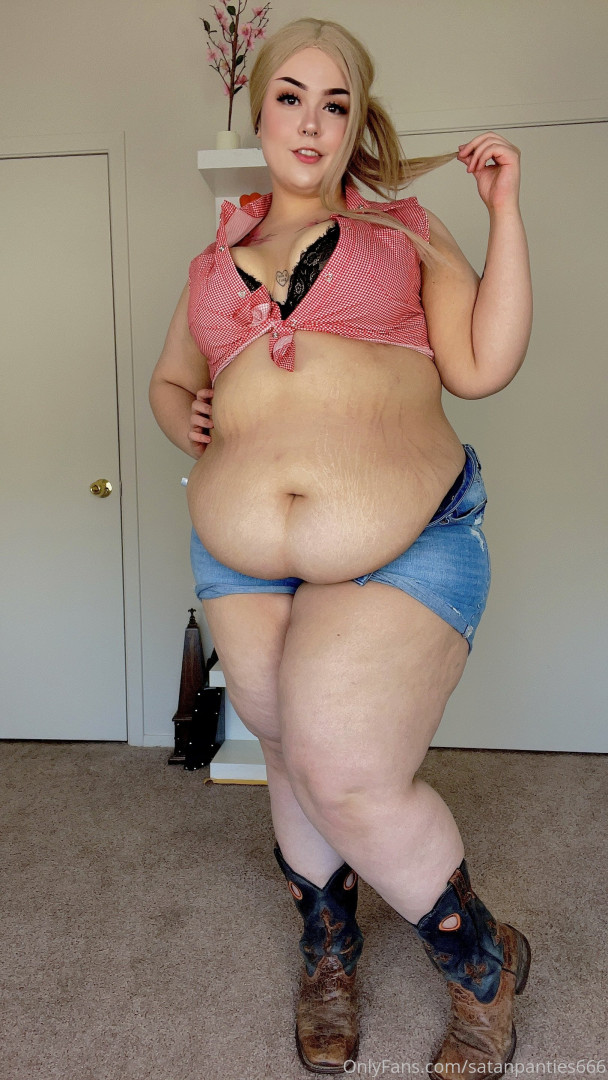 Photo by satanpanties666 published on August 2,2023 21:20:29 - BestThots