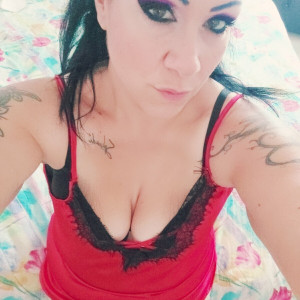 ladyabla84 #1682892