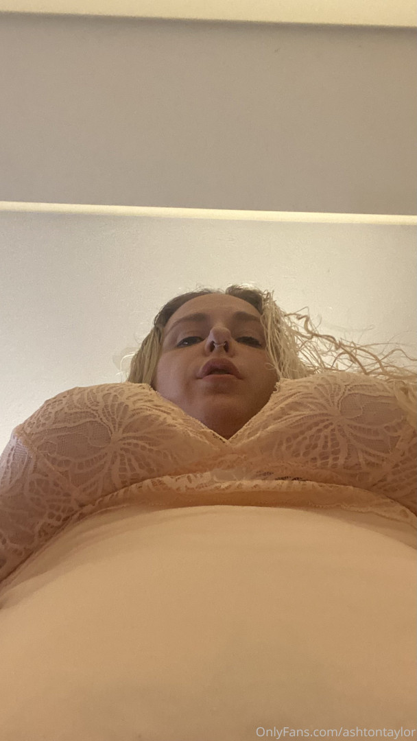 Photo by ashtontaylor published on October 16,2023 23:52:38 - BestThots