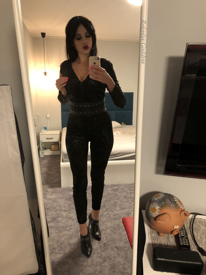 Photo by roleplayg0ddess published on October 11,2023 22:07:00 - BestThots