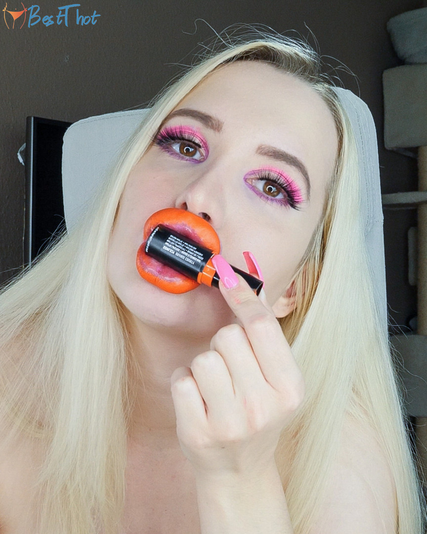 Photo by vivianroseofficial published on December 12,2024 09:51:49 - BestThots