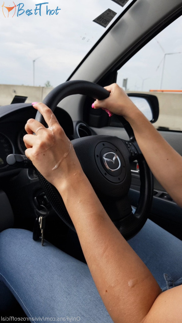 Photo by vivianroseofficial published on December 12,2024 09:52:19 - BestThots