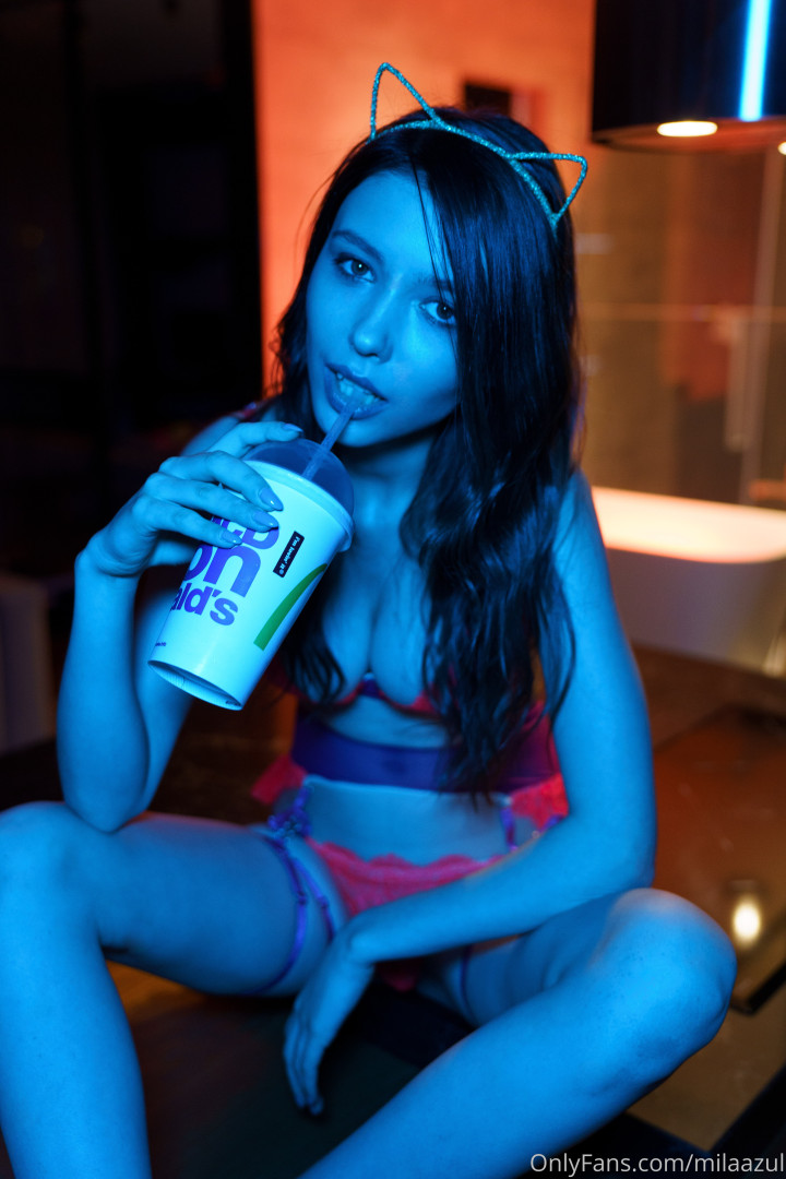 Photo by milaazul published on August 22,2023 06:25:34 - BestThots