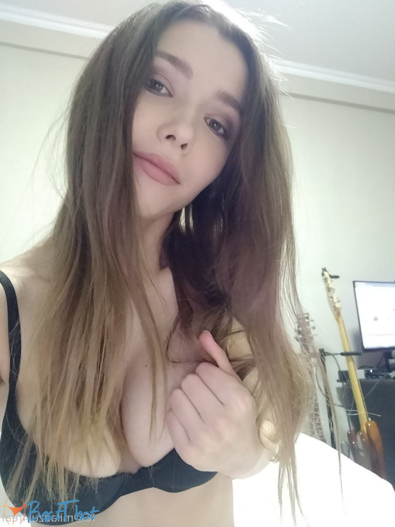 Photo by milaazul published on December 10,2024 16:30:03 - BestThots