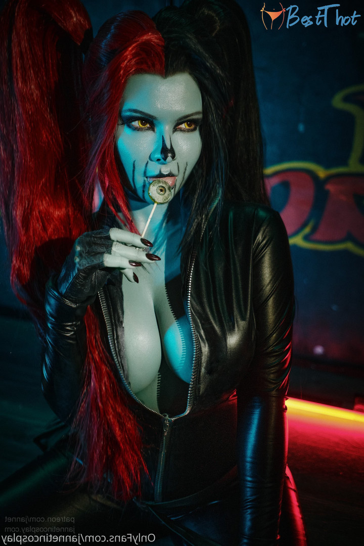 Photo by jannetincosplay published on December 17,2024 22:06:10 - BestThots