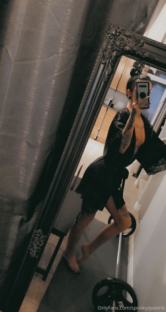 Photo by spookyqueenb published on October 11,2023 08:37:07 - BestThots