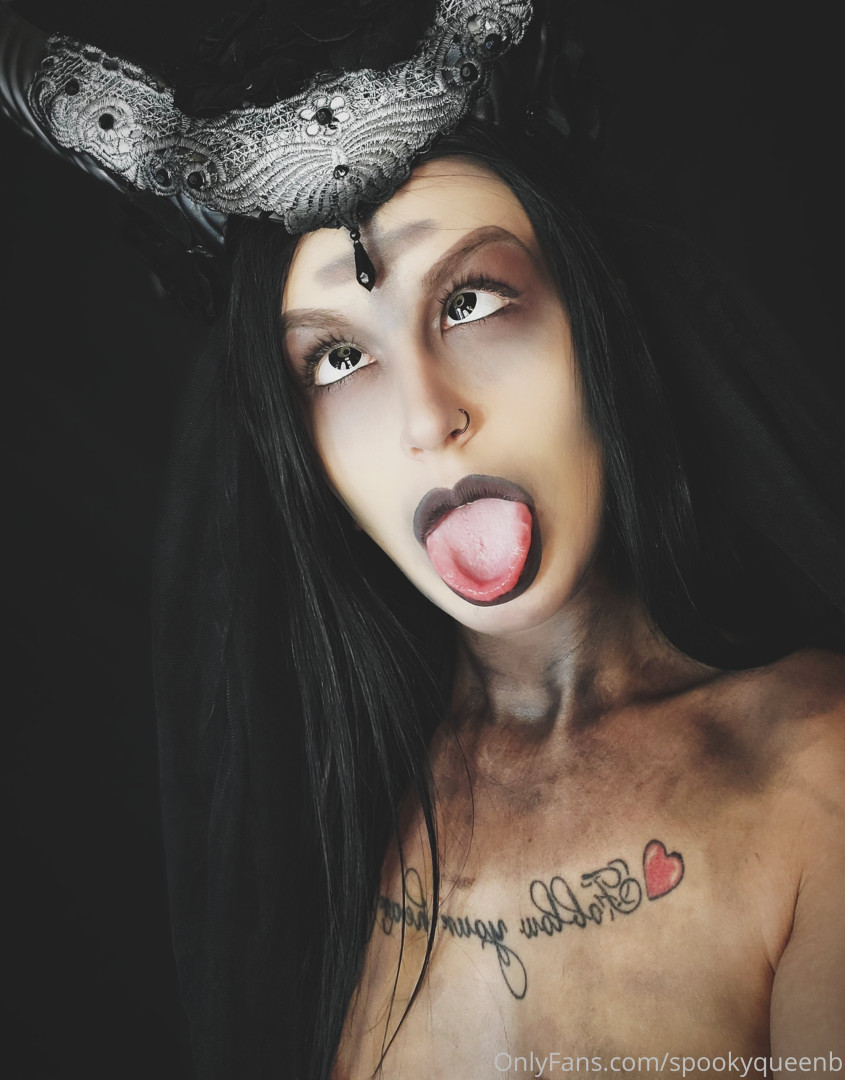 Photo by spookyqueenb published on October 11,2023 11:51:52 - BestThots