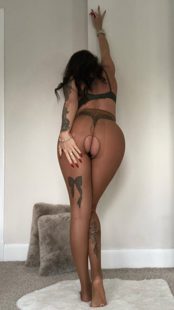 Photo by jennnnniferthomson published on June 18,2023 18:44:05 - BestThots