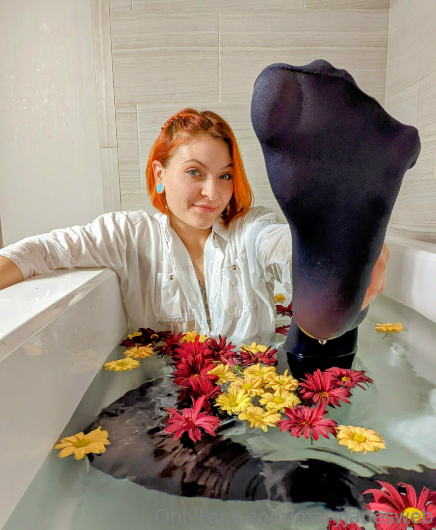 Photo by maryjanesweb published on October 16,2023 12:55:00 - BestThots