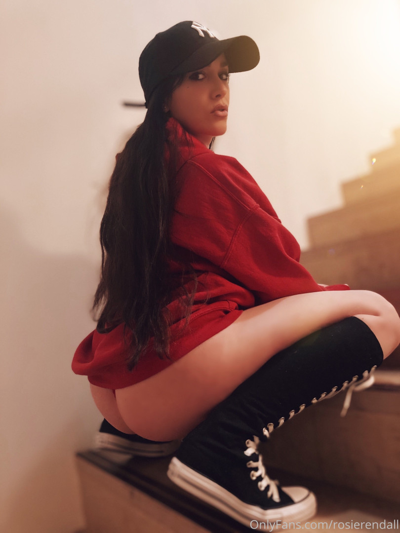Photo by rosierendall published on October 11,2023 05:59:22 - BestThots