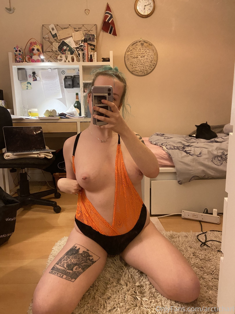 Photo by arcticharl published on November 24,2023 11:45:06 - BestThots