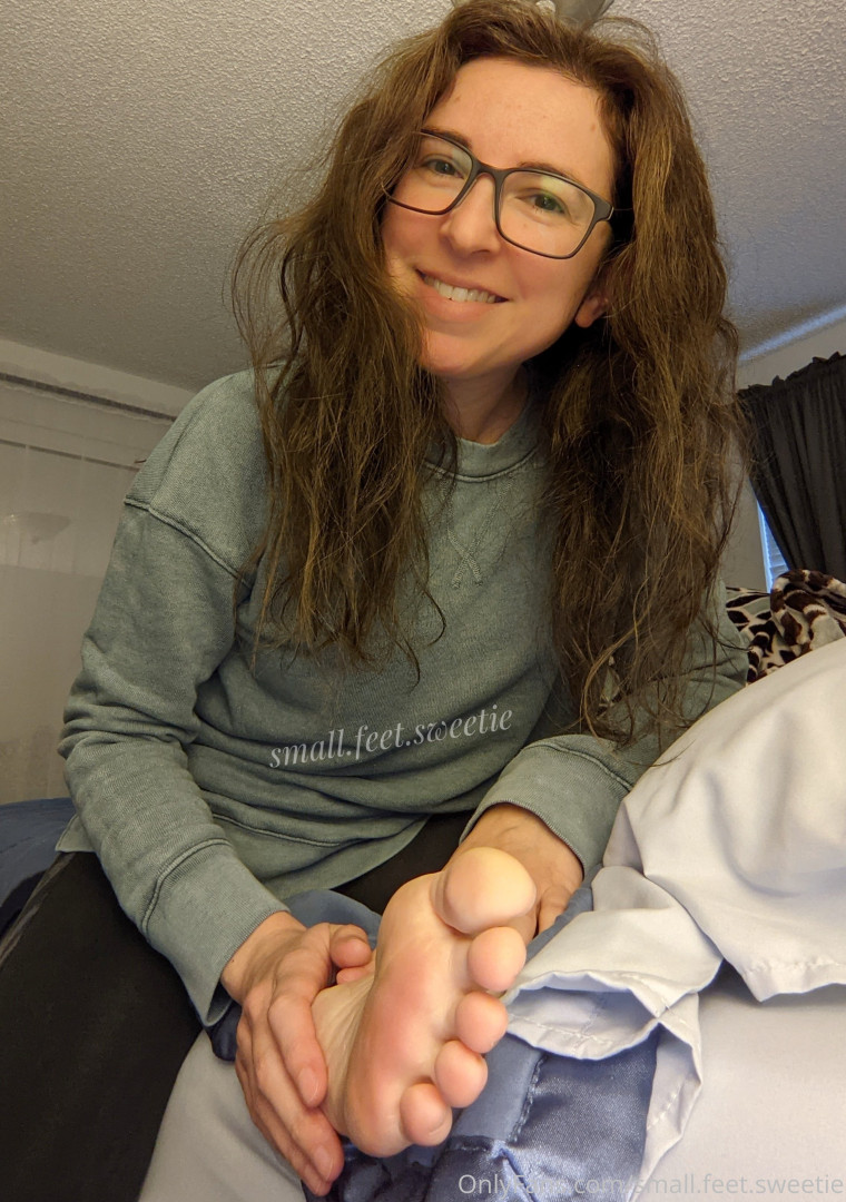 Photo by small.feet.sweetie published on May 17,2023 22:07:39 - BestThots