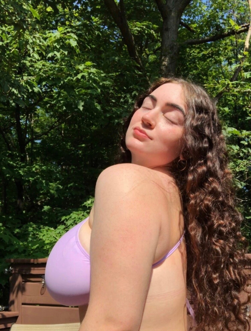 Photo by l3m3j3 published on October 11,2023 11:38:35 - BestThots